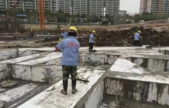 農村建房屋頂防水的施工方法，不管是平屋面還是坡屋面都用的上！