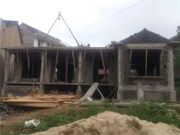 建房自訴：大叔15萬建好一層自建房，簡(jiǎn)單舒適還省錢！