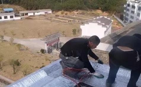 農村建房屋頂防水的施工方法，不管是平屋面還是坡屋面都用的上！